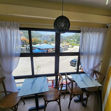 Clock Inn Backpackers Hostel Tanah Rata Bagian luar foto